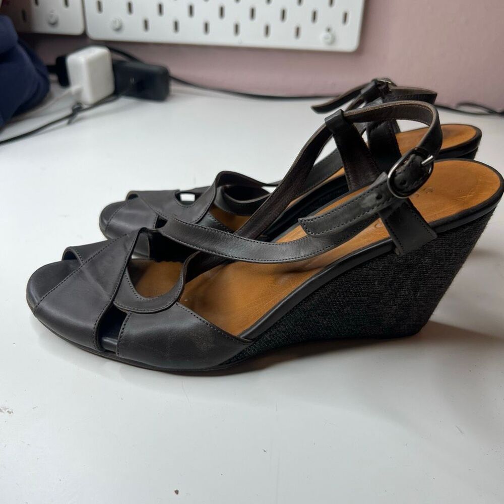 Coclico Brown Leather Cut Out Wedge Sandals Peep Toe Made in Spain Size 39.5 - Picture 3 of 5